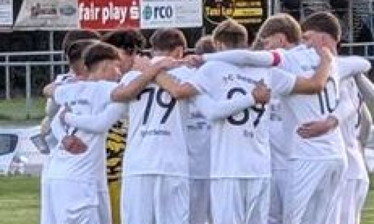 A-Junioren schlagen Astoria Walldorf II